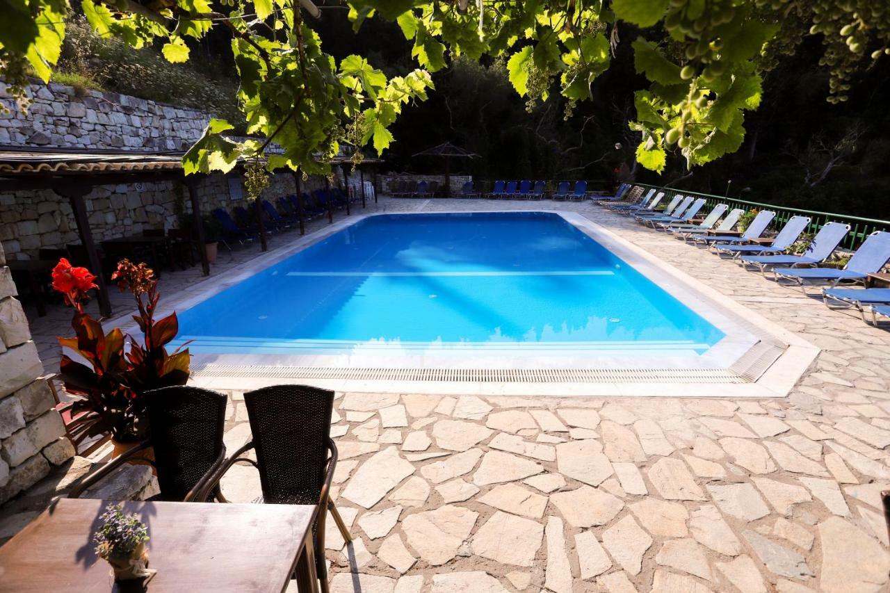 Bastas Hotel & Studios Λάκκα Εξωτερικό φωτογραφία
